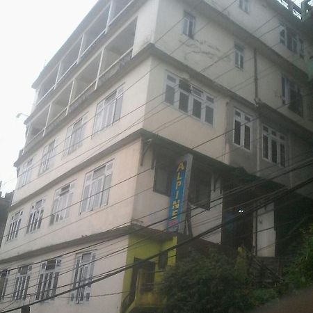 Hotel Alpine Darjeeling  Exterior photo
